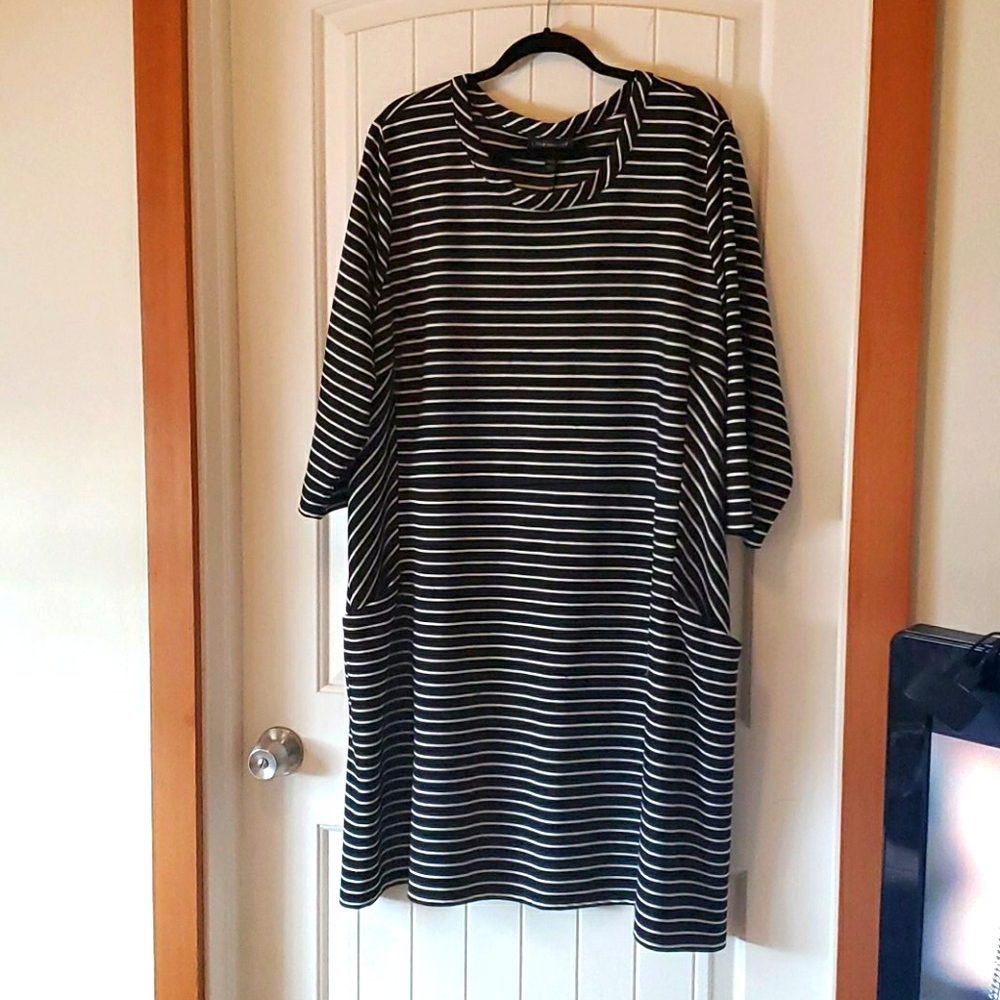 Black and white dress